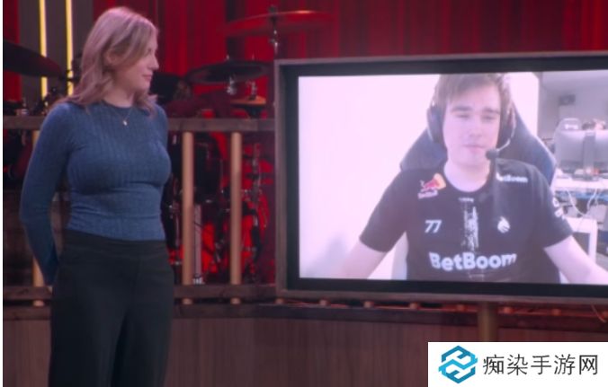 赛后采访Miposhka：我们一直都会尝试去其他队伍那偷英雄