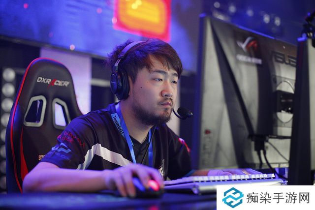 Chalice表示当年打职业某otk就是菜B的代名词